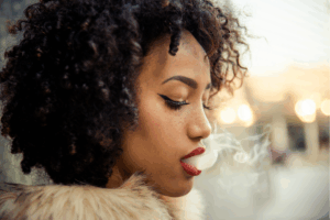 Nicht rauchen nach dem Lippen aufspritzen Lippenunterspritzung Hyaluron Aesthetiqua